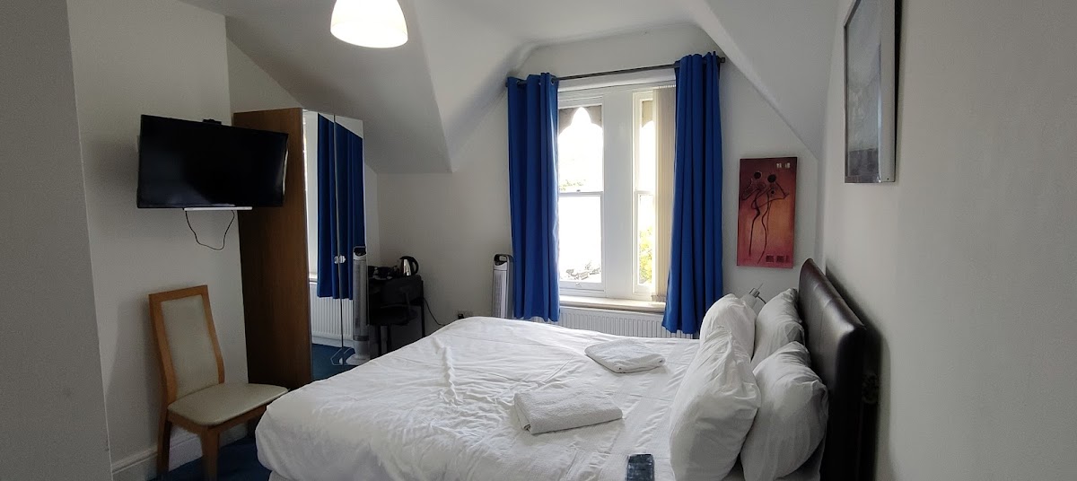 3 Luxury En-suite Bedrooms